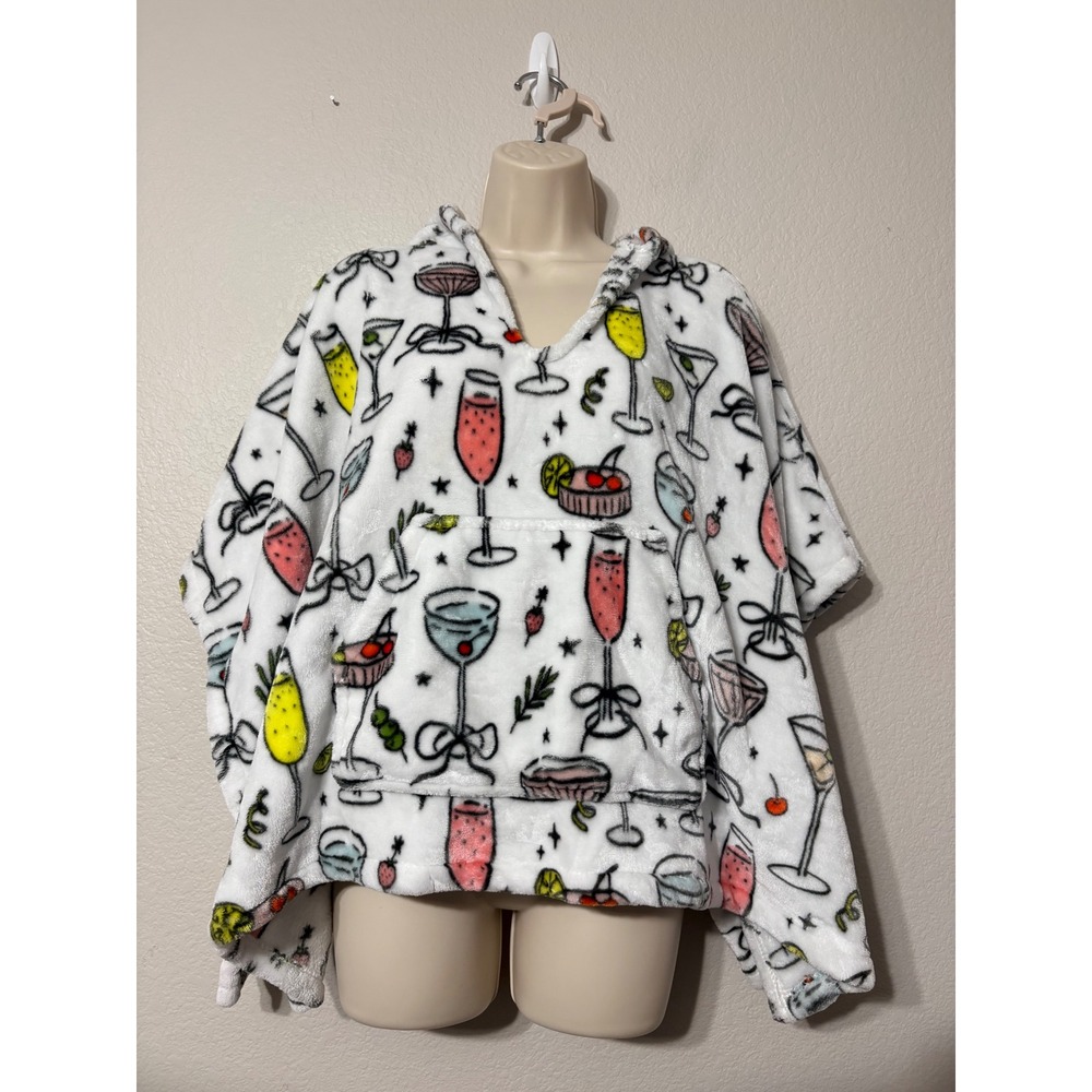 Throwzy by Marlo Lorenz Cocktail Print Plush Fleece Hooded Poncho One Size